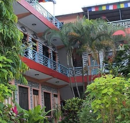 ホテル Kalpana G. House ポカラ エクステリア 写真