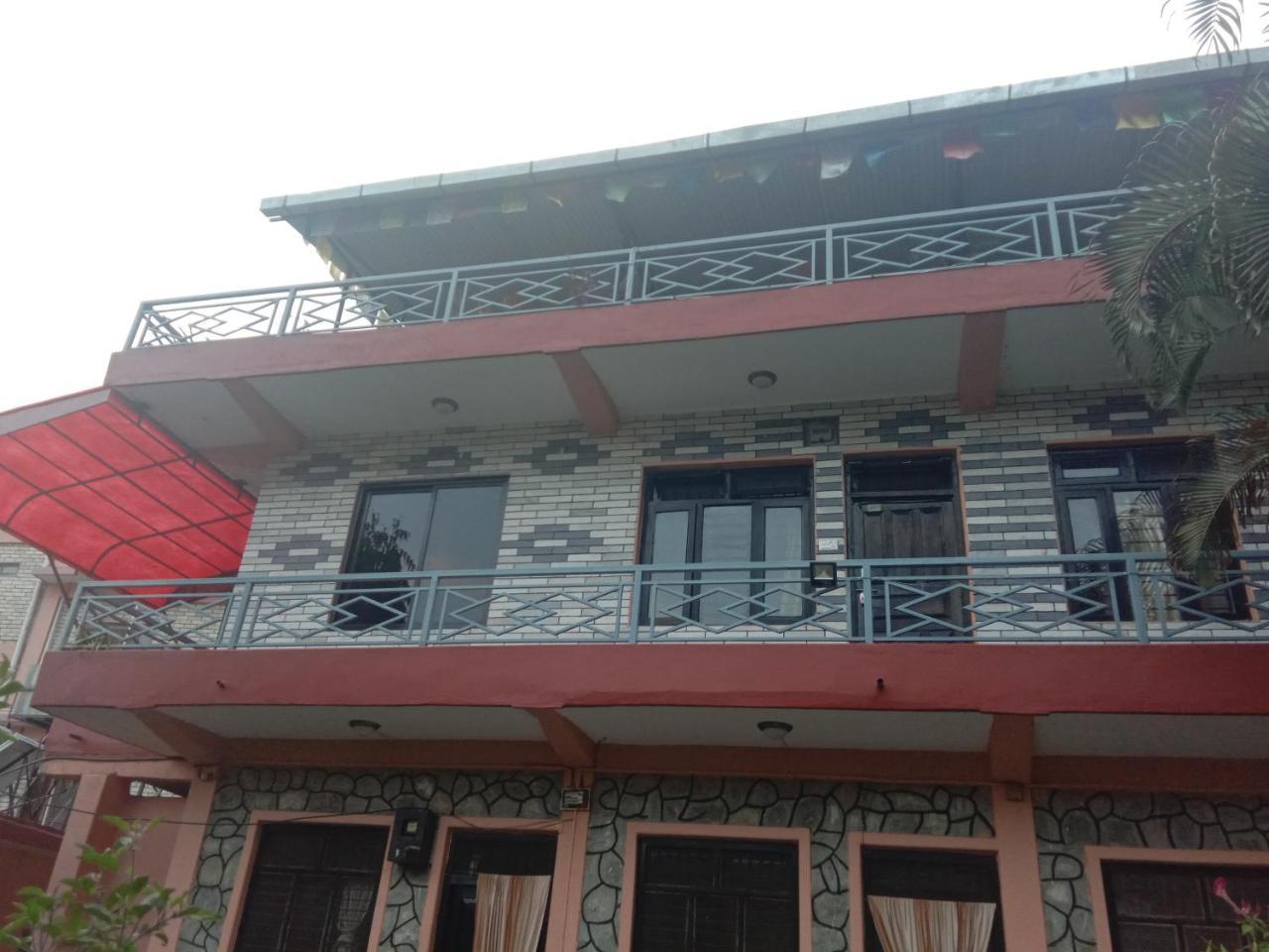 ホテル Kalpana G. House ポカラ エクステリア 写真